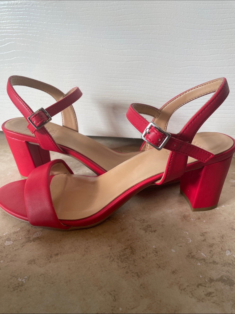 Naturalizer Red Open-Toe Ankle Strap Sandals New Without Tags - Picture 4 of 4